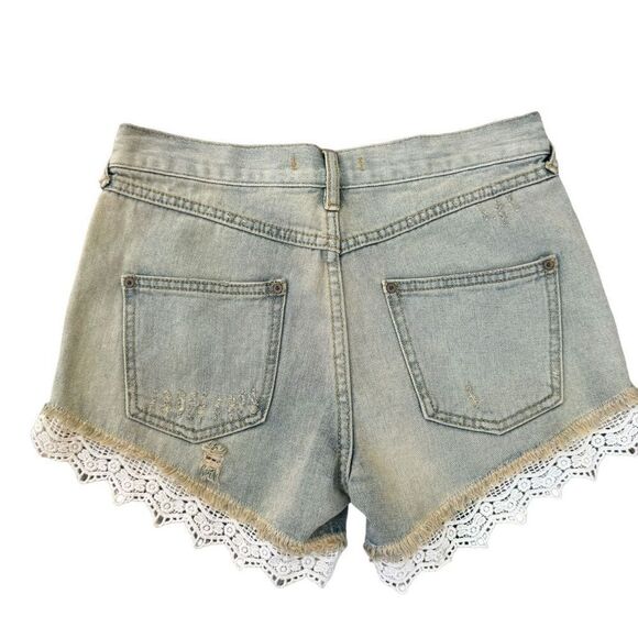 Free People Lace Trim Jean Shorts Women's Size 24 Mid Rise Denim NWT - Picture 2 of 8